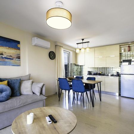 Lis153 By Smart Cozy Suites - Top Floors With Amazing City View - Available 24Hr Athens Exterior photo