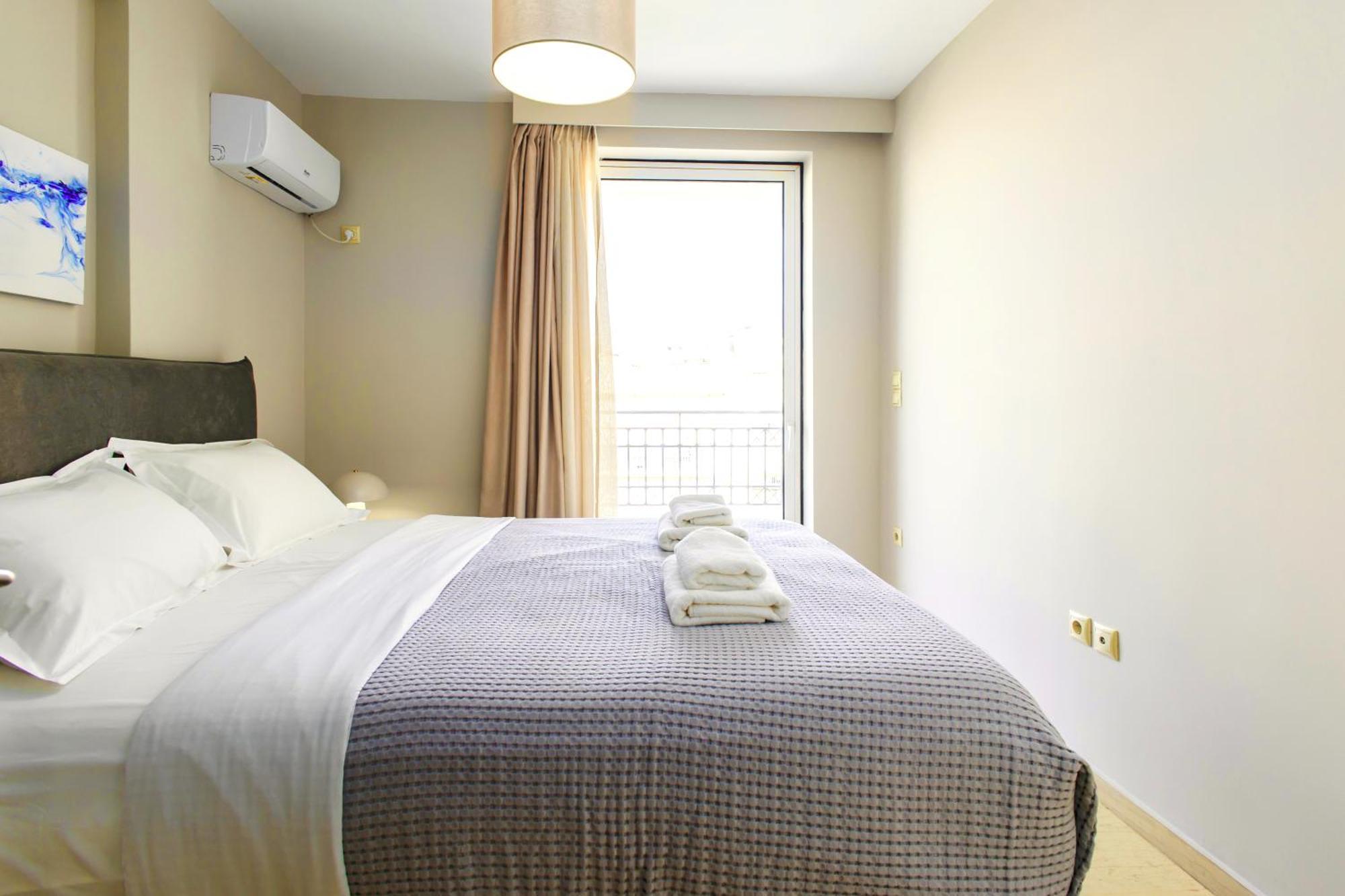 Lis153 By Smart Cozy Suites - Top Floors With Amazing City View - Available 24Hr Athens Exterior photo