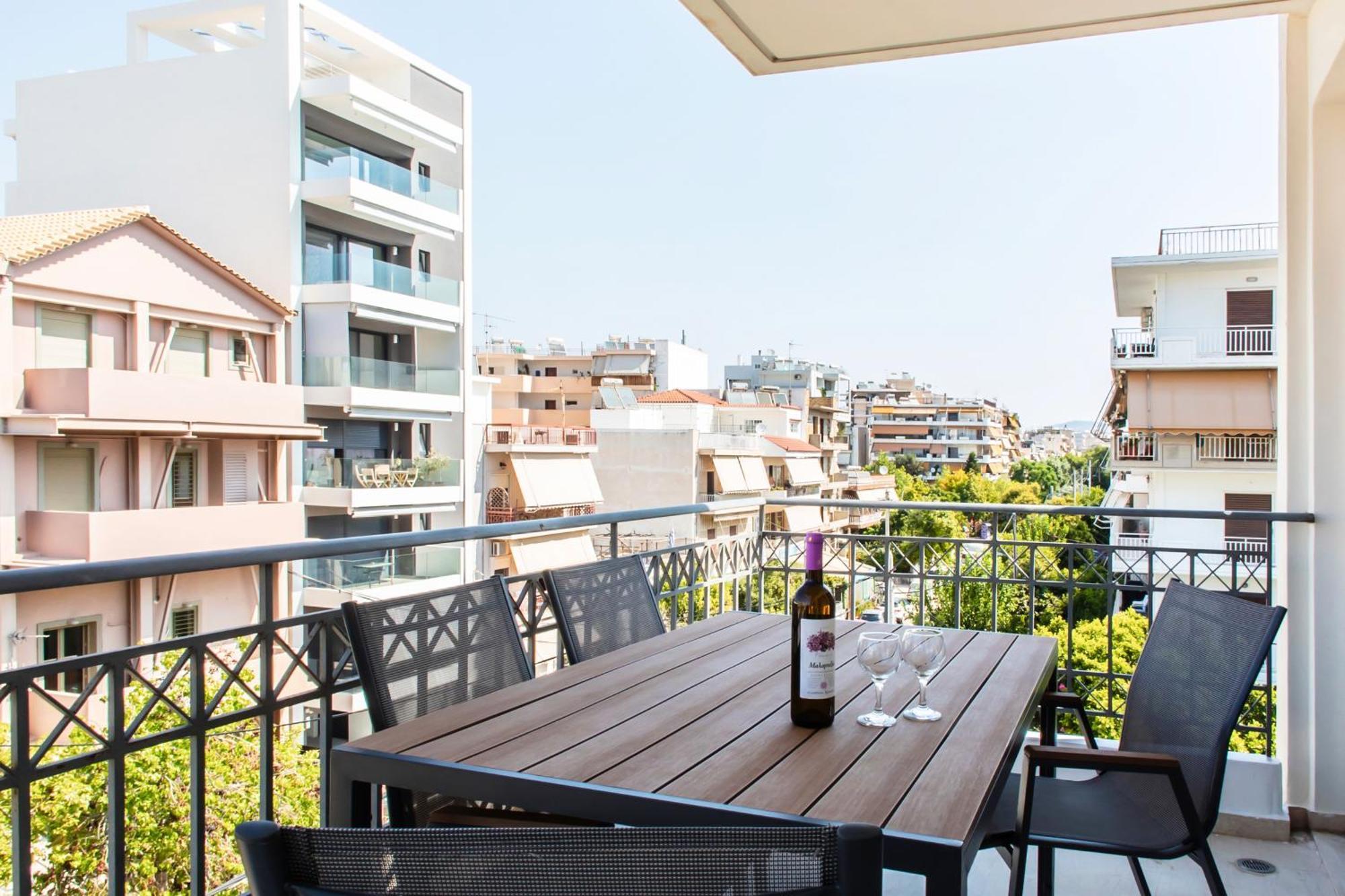Lis153 By Smart Cozy Suites - Top Floors With Amazing City View - Available 24Hr Athens Exterior photo