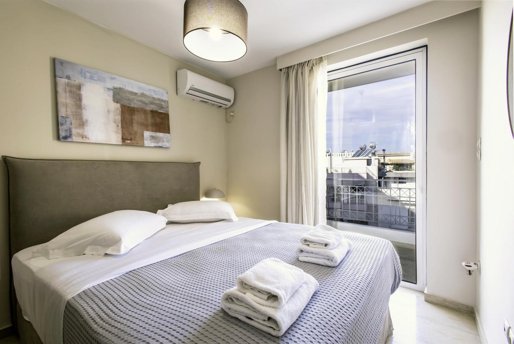 Lis153 By Smart Cozy Suites - Top Floors With Amazing City View - Available 24Hr Athens Exterior photo